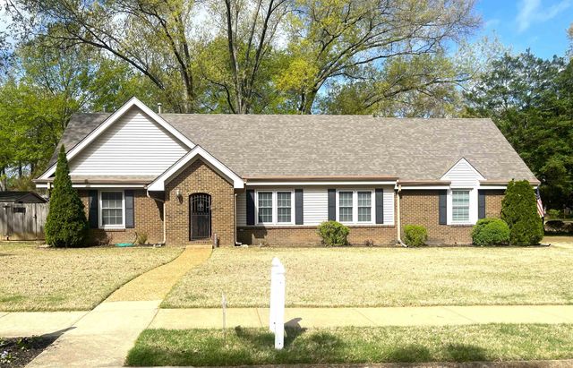 1595 MILLER FARMS RD, Germantown, TN 38138