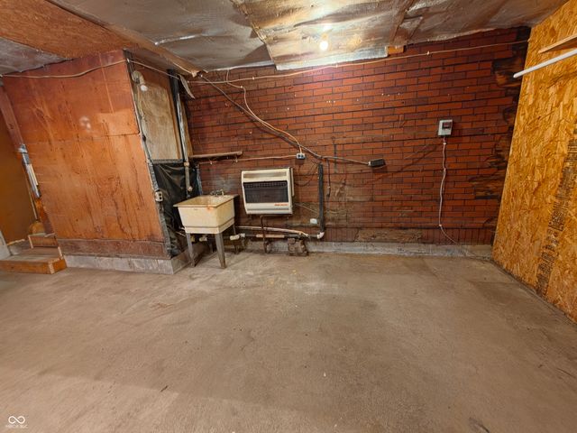 1209 Shelby Street, Alexandria, IN 46001