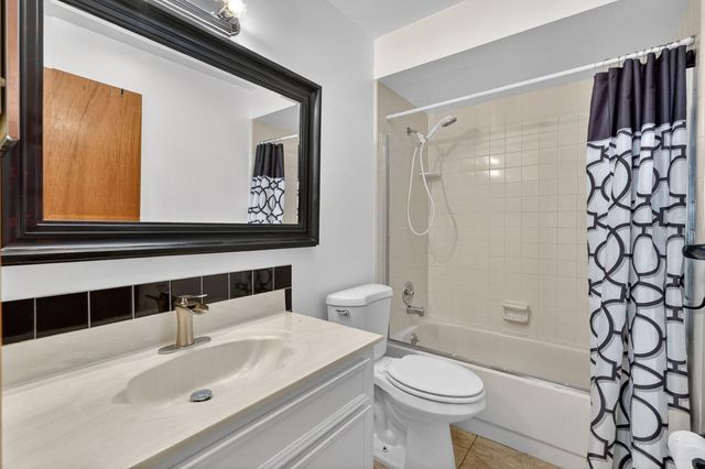 109 SHANGRI LA CIRCLE, Edgewater, FL 32132