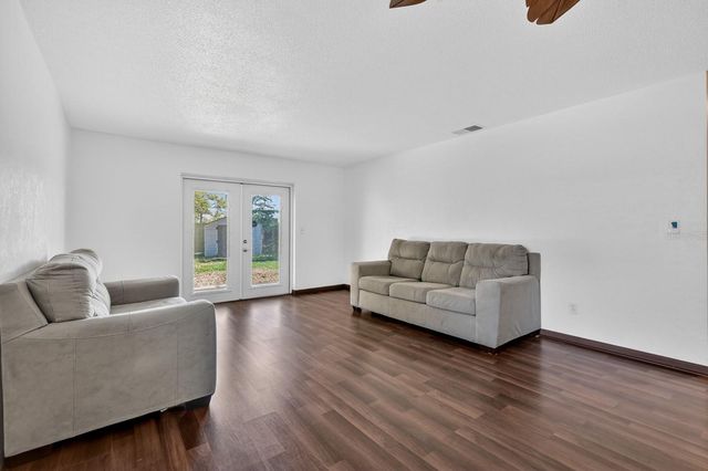 109 SHANGRI LA CIRCLE, Edgewater, FL 32132