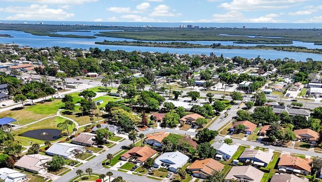 109 SHANGRI LA CIRCLE, Edgewater, FL 32132