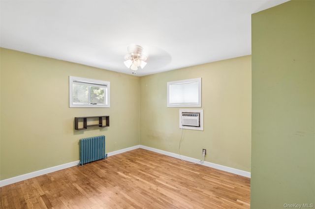 42 Lexington Avenue, West Babylon, NY 11704