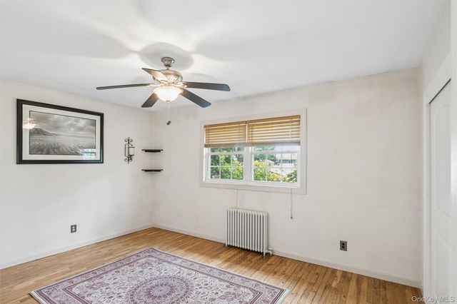 42 Lexington Avenue, West Babylon, NY 11704