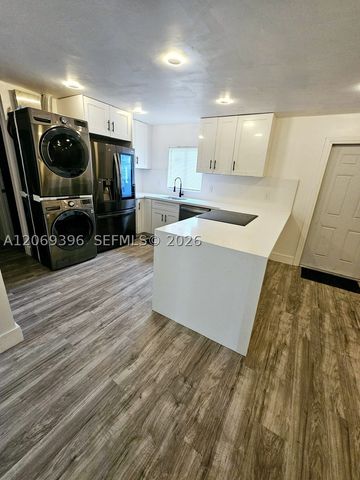 5000 SW 26th Ave, Dania Beach, FL 33312