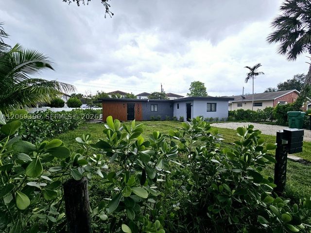 5000 SW 26th Ave, Dania Beach, FL 33312