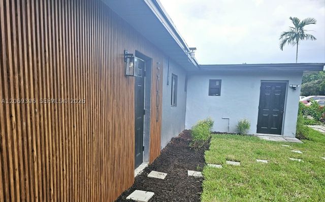 5000 SW 26th Ave, Dania Beach, FL 33312