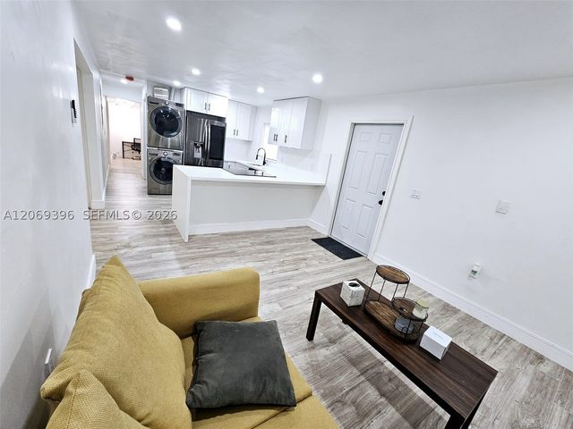5000 SW 26th Ave, Dania Beach, FL 33312