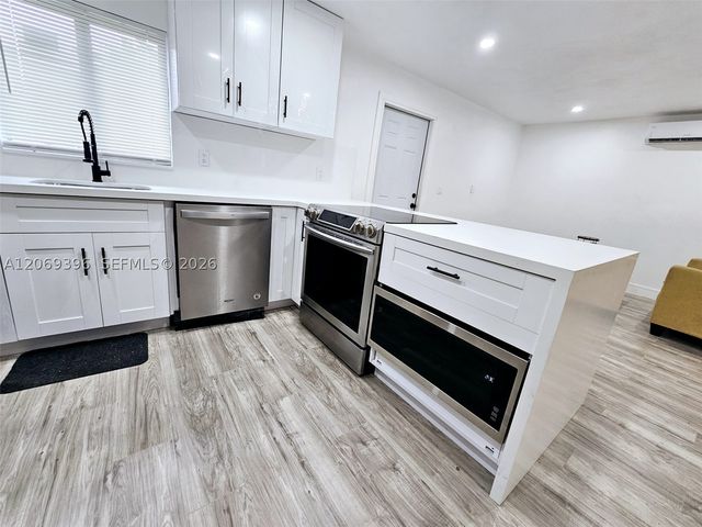 5000 SW 26th Ave, Dania Beach, FL 33312
