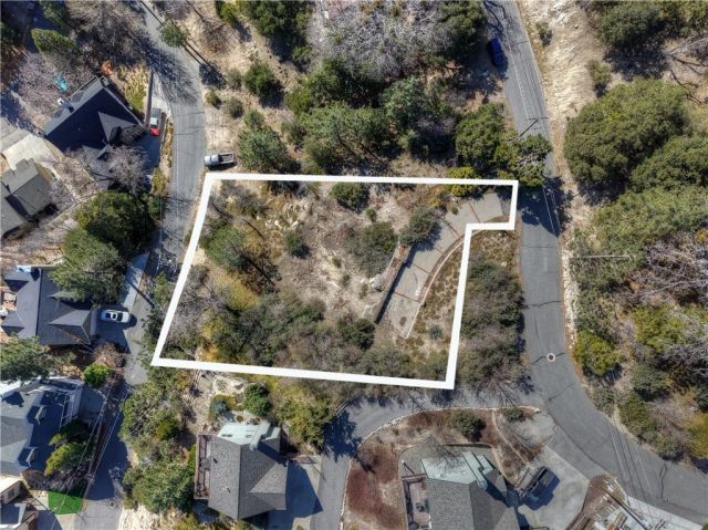 841 Madera, Lake Arrowhead, CA 92352