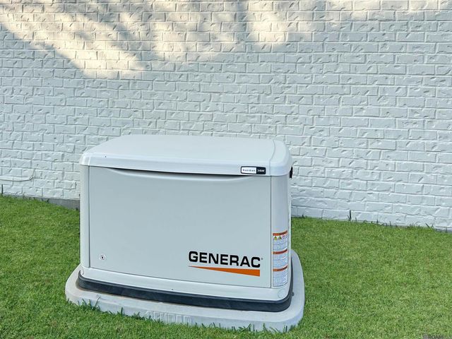 16445 Long Lake Dr, Prairieville, LA 70769