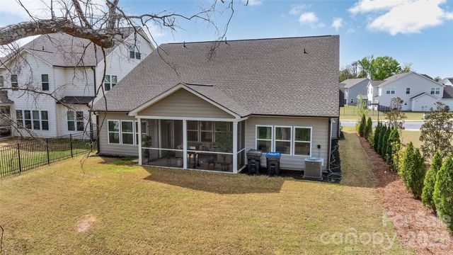 1406 Links Crossing Drive, Monroe, NC 28112