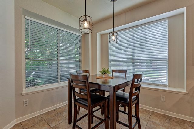 23 Weeping Spruce Place, Conroe, TX 77384