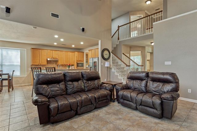 23 Weeping Spruce Place, Conroe, TX 77384