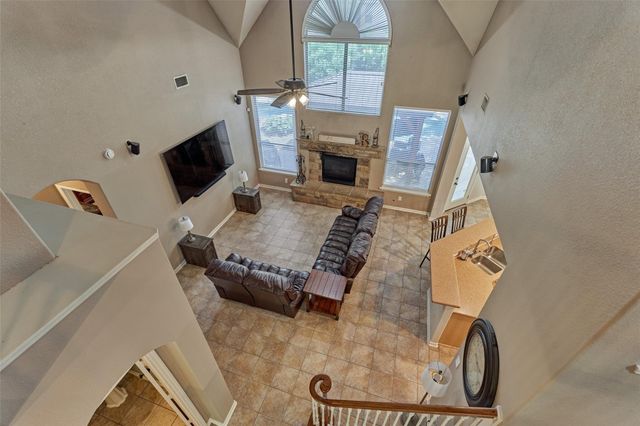 23 Weeping Spruce Place, Conroe, TX 77384