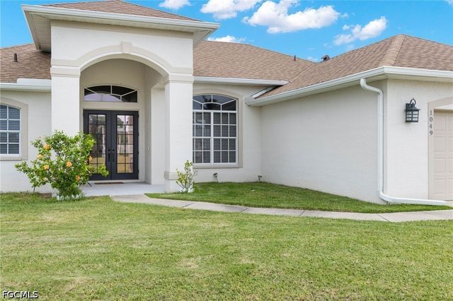 1049 NW 38th PL, Cape Coral, FL 33993