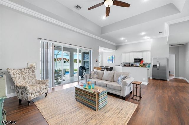 1049 NW 38th PL, Cape Coral, FL 33993