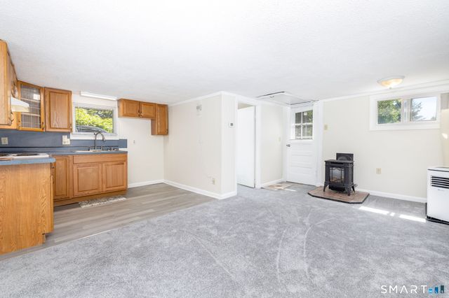 1 West Boulevard, East Hampton, CT 06424