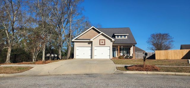 115 Willow Way, Headland, AL 36345