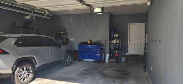 115 Willow Way, Headland, AL 36345