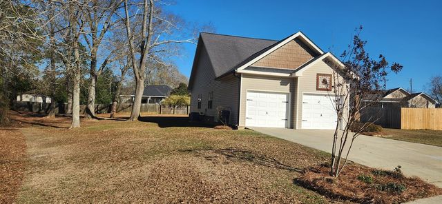 115 Willow Way, Headland, AL 36345