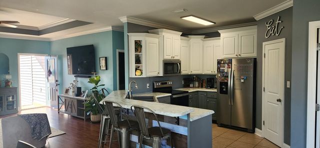 115 Willow Way, Headland, AL 36345