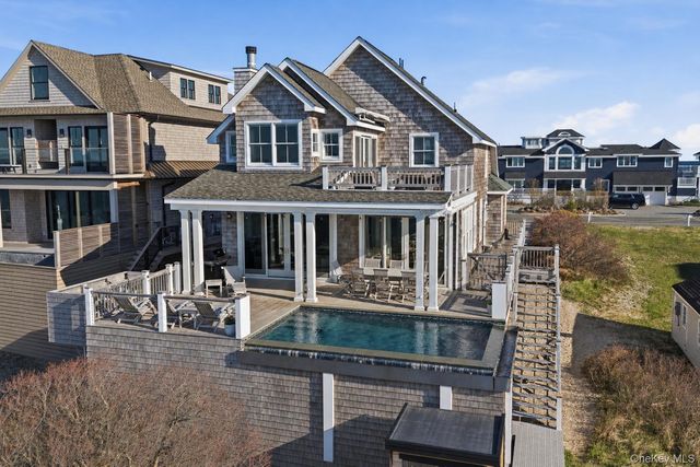688 Dune Road, Westhampton Dunes, NY 11978