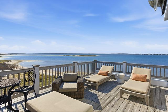 688 Dune Road, Westhampton Dunes, NY 11978
