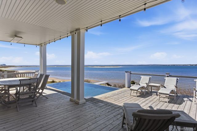 688 Dune Road, Westhampton Dunes, NY 11978