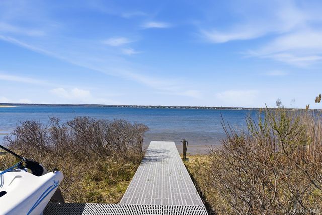 688 Dune Road, Westhampton Dunes, NY 11978