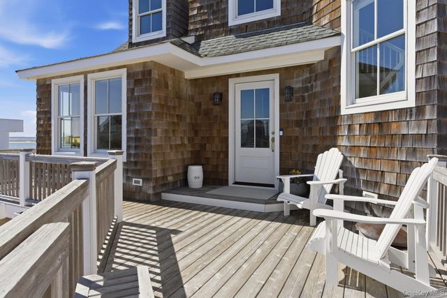 688 Dune Road, Westhampton Dunes, NY 11978