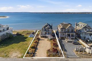 688 Dune Road, Westhampton Dunes, NY 11978