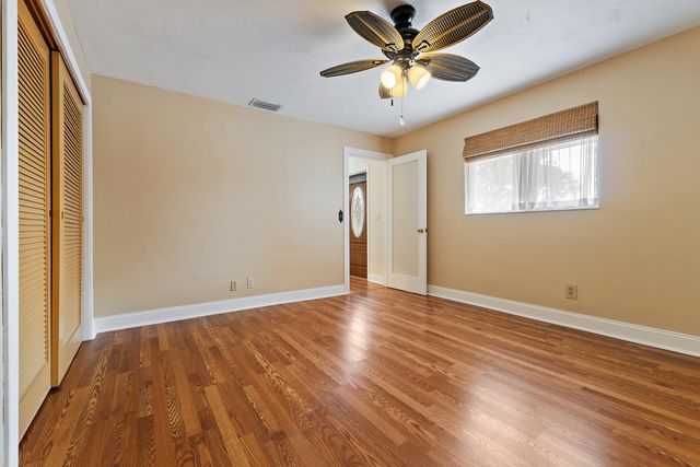 815 W Laird Drive, Jupiter, FL 33458