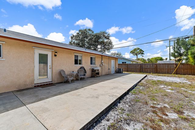 815 W Laird Drive, Jupiter, FL 33458