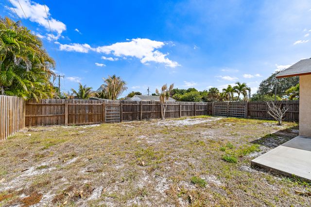 815 W Laird Drive, Jupiter, FL 33458