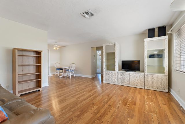 815 W Laird Drive, Jupiter, FL 33458