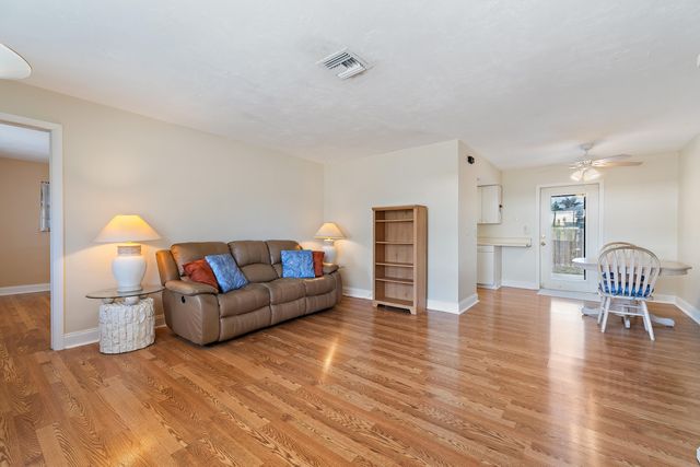 815 W Laird Drive, Jupiter, FL 33458