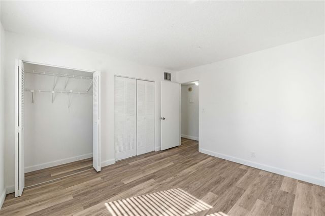 3720 N Pine Island Road 333, Sunrise, FL 33351