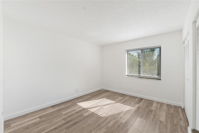 3720 N Pine Island Road 333, Sunrise, FL 33351