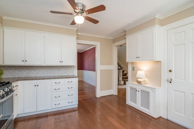 20 Wenonah Pl, Longmeadow, MA 01106