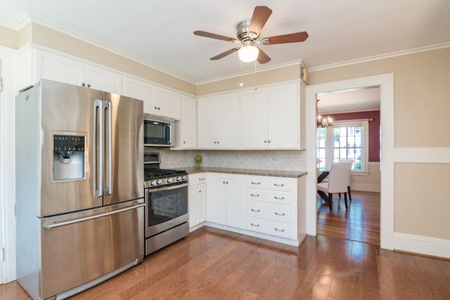 20 Wenonah Pl, Longmeadow, MA 01106