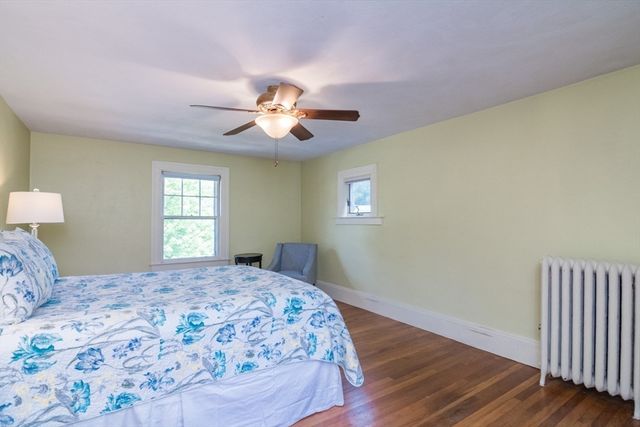 20 Wenonah Pl, Longmeadow, MA 01106