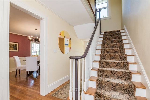 20 Wenonah Pl, Longmeadow, MA 01106