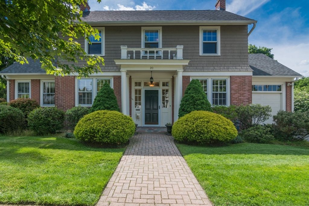 20 Wenonah Pl, Longmeadow, MA 01106