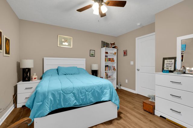 517 Weaver St Apt 5, Tullahoma, TN 37388