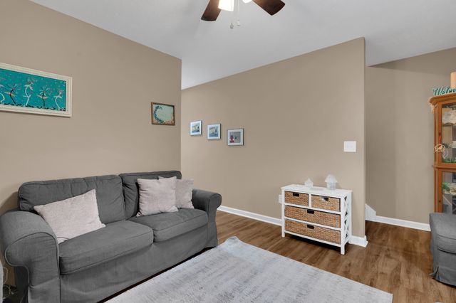 517 Weaver St Apt 5, Tullahoma, TN 37388