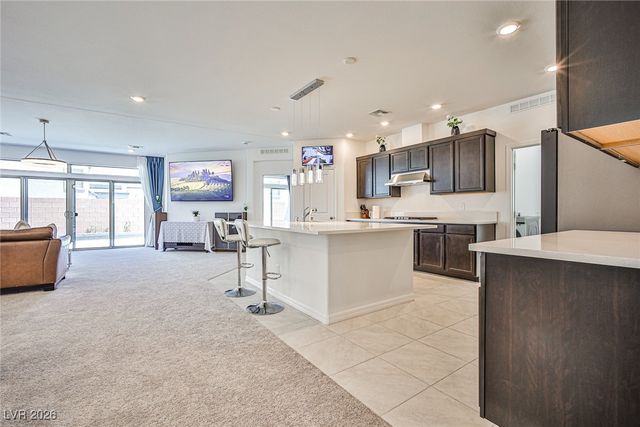 8708 Black Cordon Road, Las Vegas, NV 89139