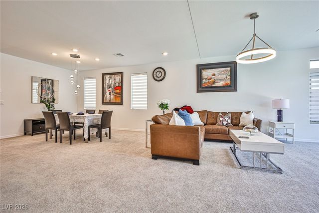 8708 Black Cordon Road, Las Vegas, NV 89139