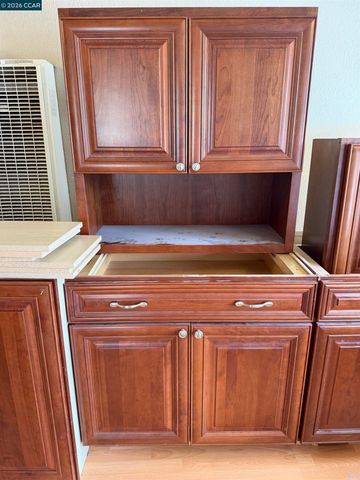 226 W 9th street, Pittsburg, CA 94565