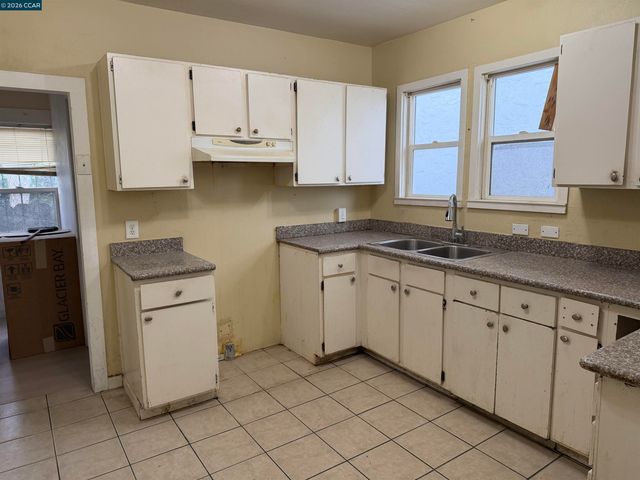 226 W 9th street, Pittsburg, CA 94565