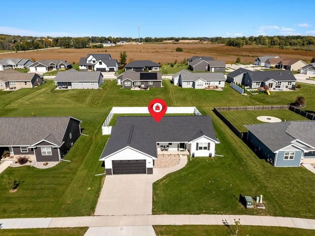 3424 E RUBYRED DRIVE, Appleton, WI 54913